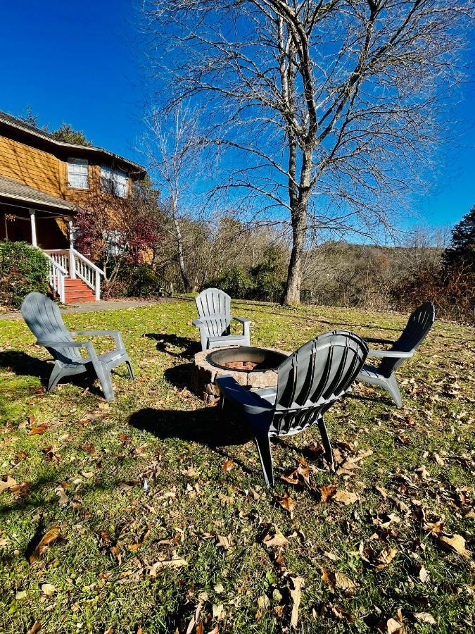 5Bedrooms*4King Beds*Outstanding Location*Hottub* Sevierville Exterior photo