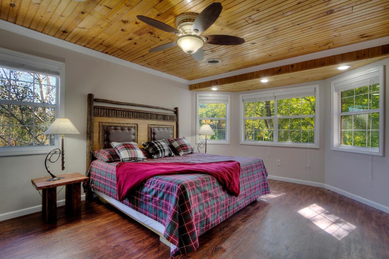 5Bedrooms*4King Beds*Outstanding Location*Hottub* Sevierville Exterior photo